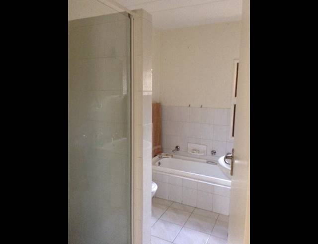 2 BEDROOM PROPERTY TO RENT IN SANDTON CBD